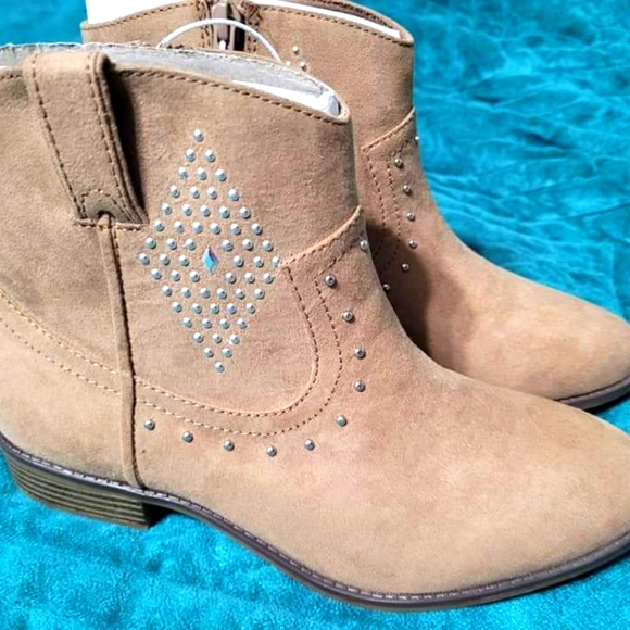 The Children's Place Shoes Western Girls Rinestone Studded Suede